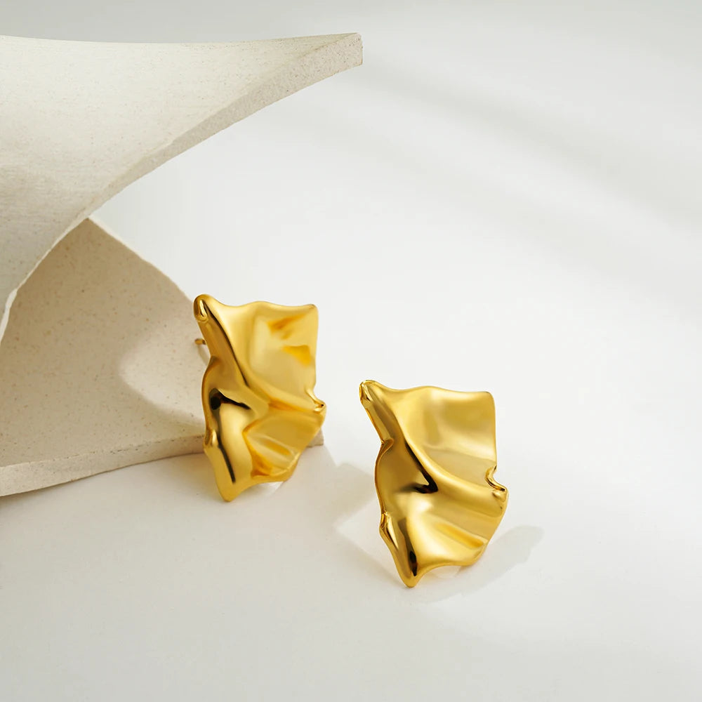 Golden Interlock Luxe Knot Earrings