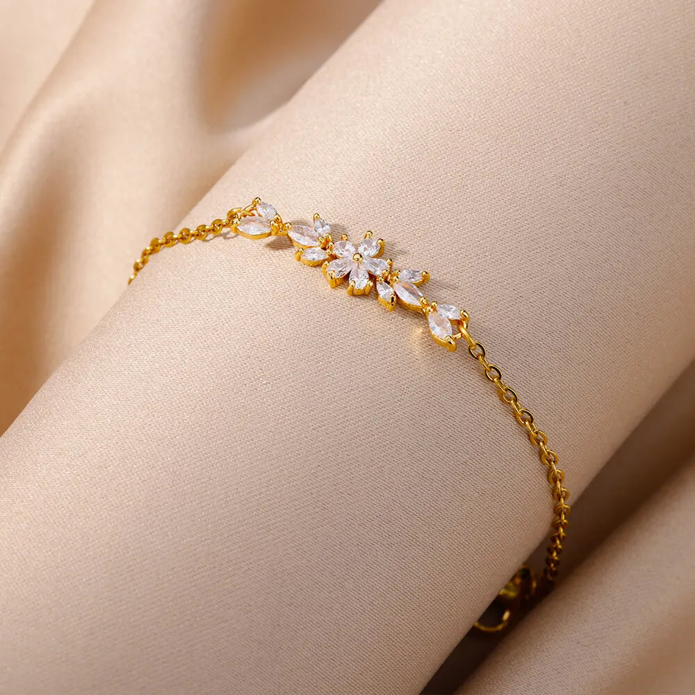 Floral Radiance Gold Bracelet