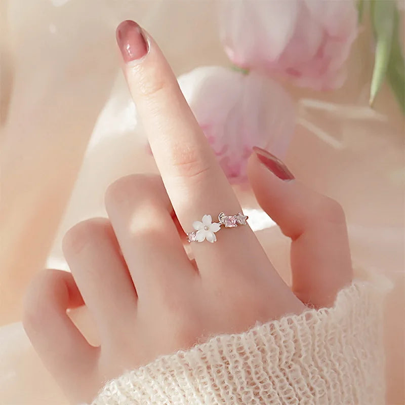 FloraRadiance Flower Ring