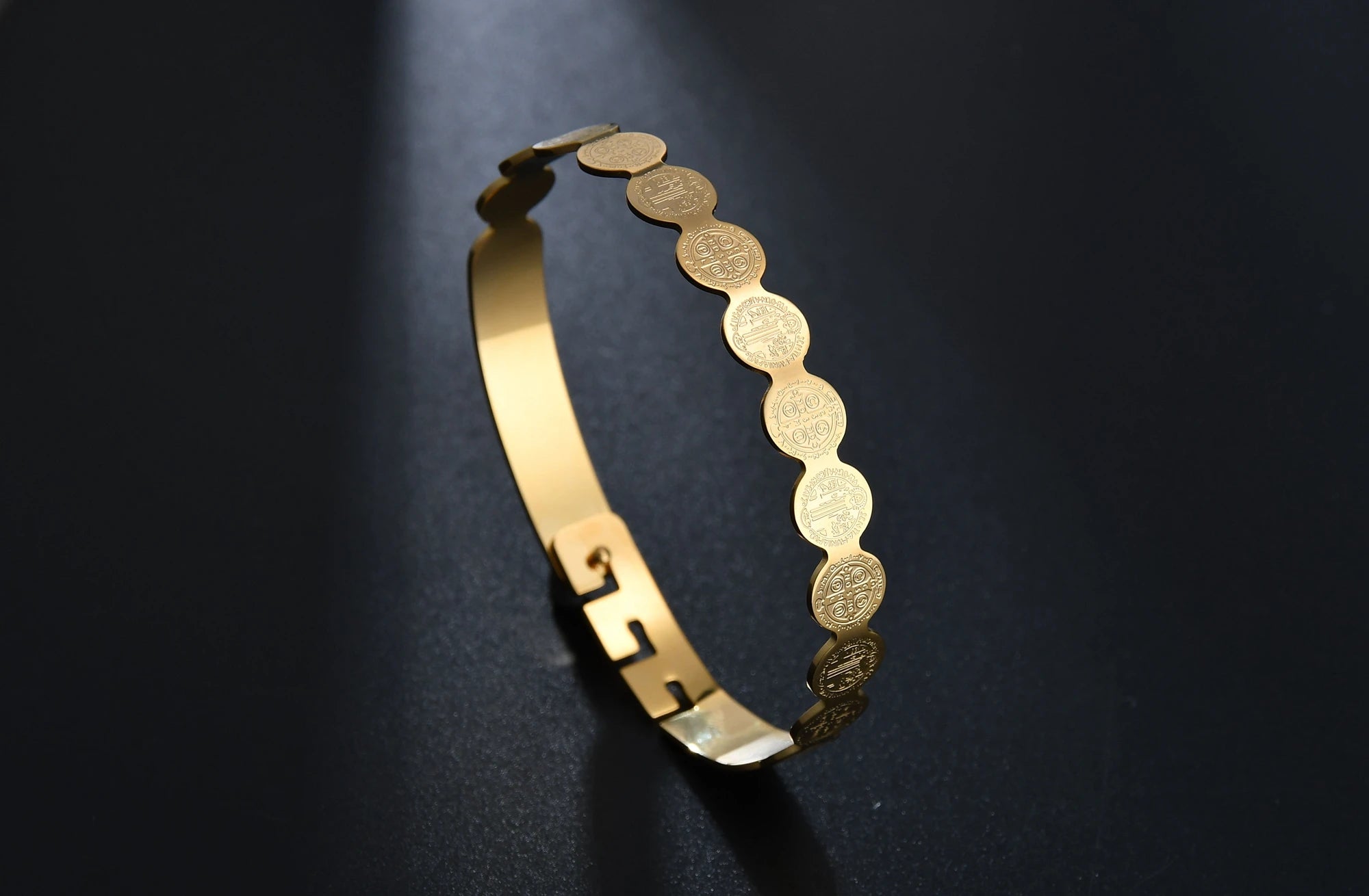 Nextvance Saint Benedict Jesus Amulet Bangle