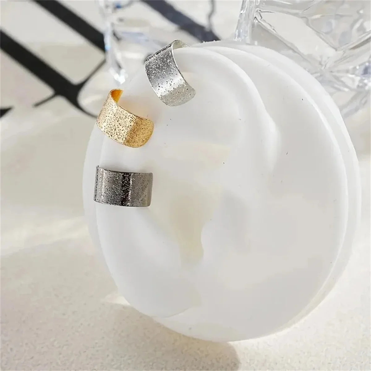 Whispering Leaf Harmony – Clip-On Earring Set (5/15 Pcs)