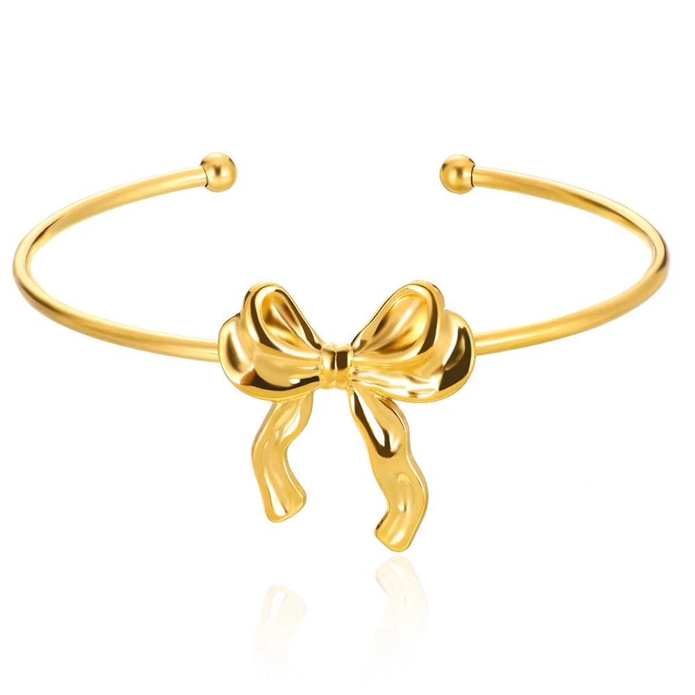 Luxury Textured Gold Bangle